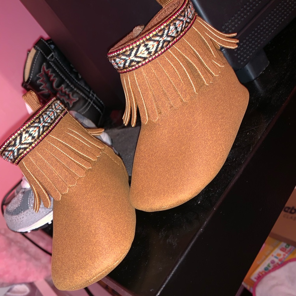 Baby shoes